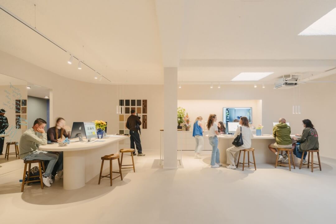 Overzichtsbeeld van de showroom van Maatkasten Online in Antwerpen