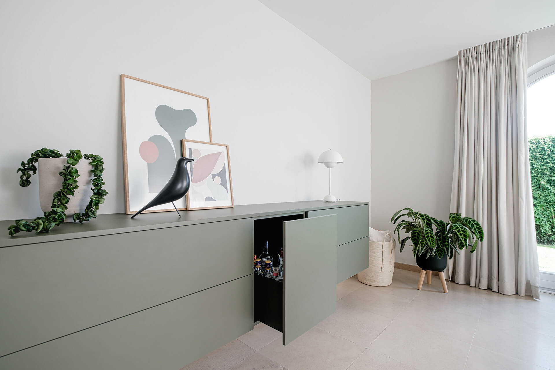 Made-to-measure floating chest of drawers in Industrial Green