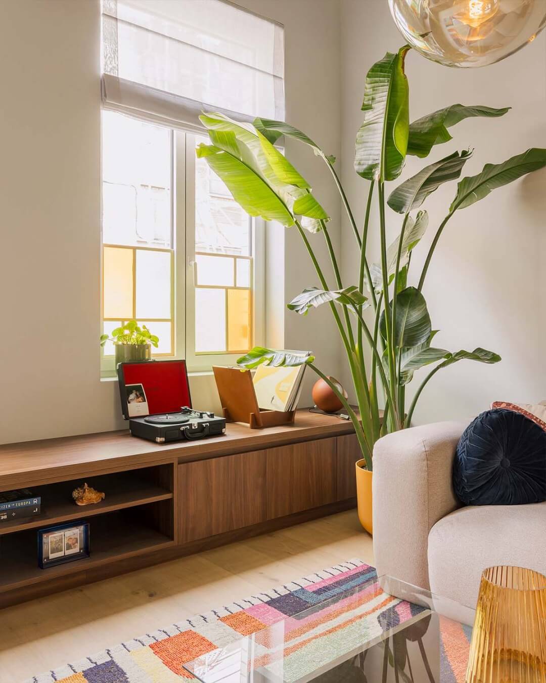 Zitbank op maat in een warme walnootkleur